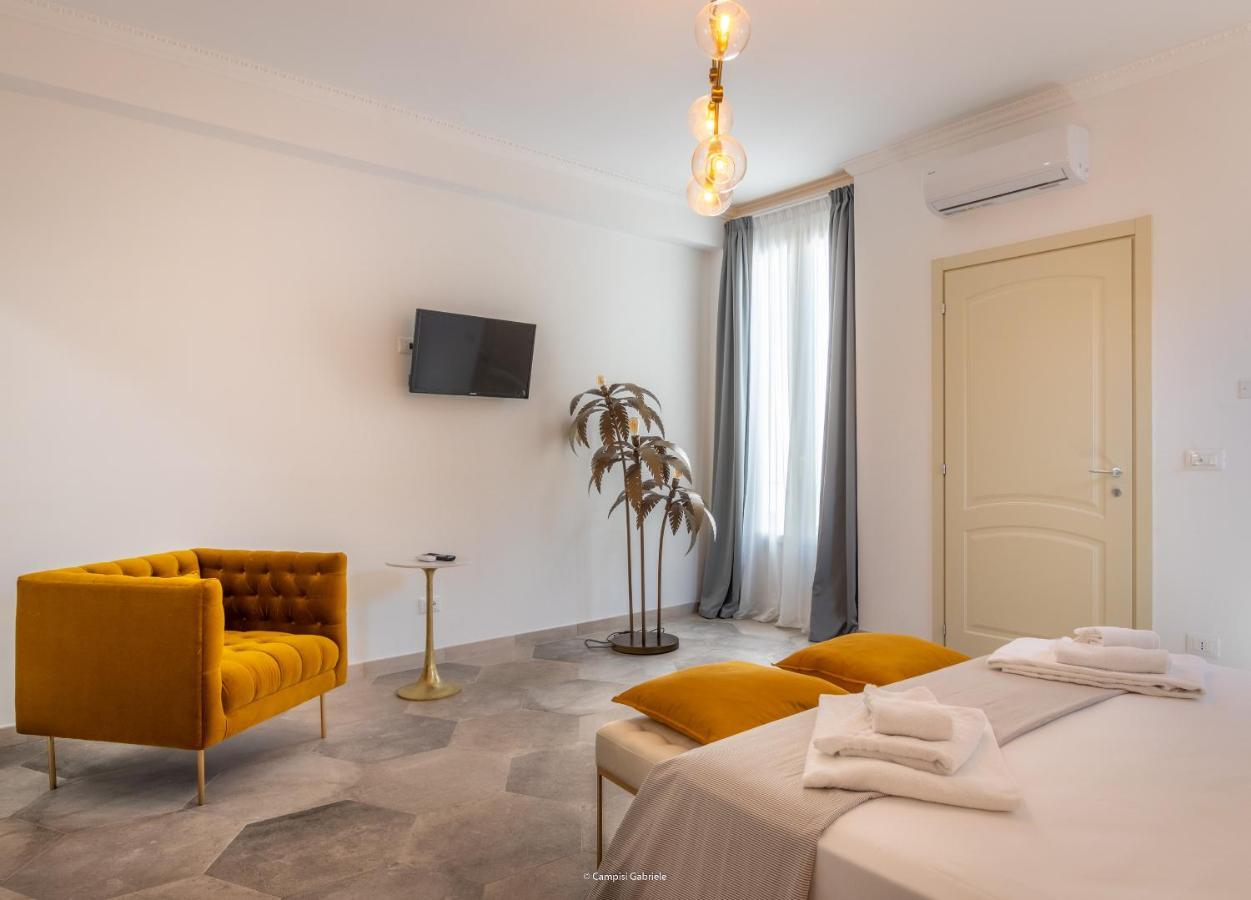 Alma Suite Noto Exteriör bild